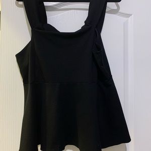 Torrid sz 3, black off shoulders peplum top.